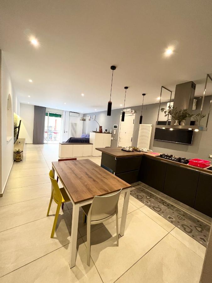 קטאניה Samcri Luxury Home מראה חיצוני תמונה